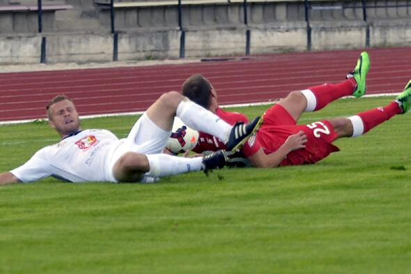 07.01 - FC H.Králové - FC Zbrojovka Brno hřiště Ústí nad Orlicí autor M.Tobiška