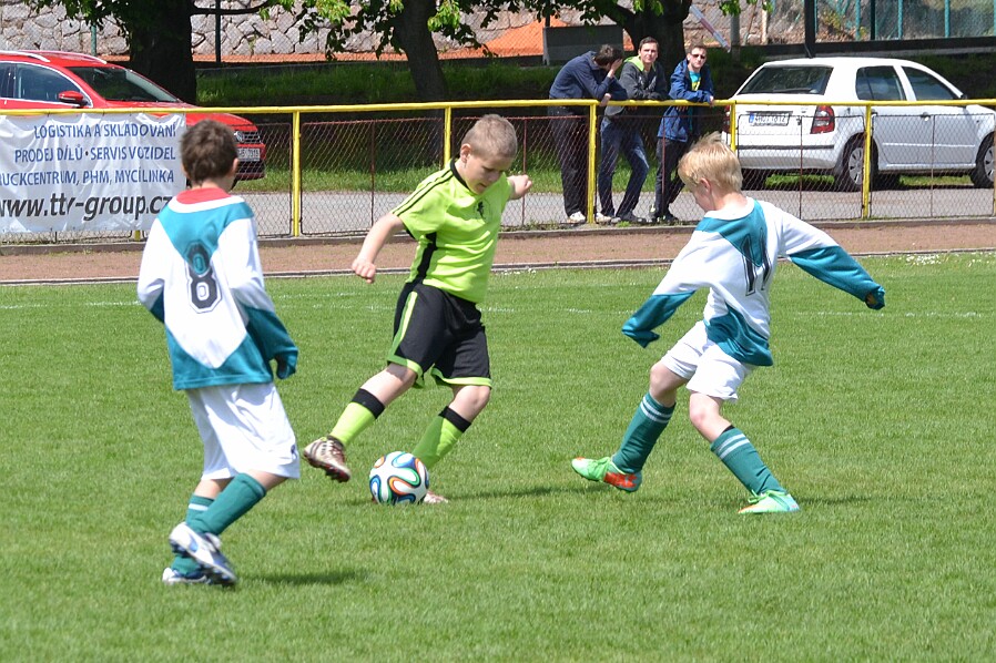 3. - 4. místo ZŠ Kostelec (žlutá) - ZŠ Vamberk (bílá)