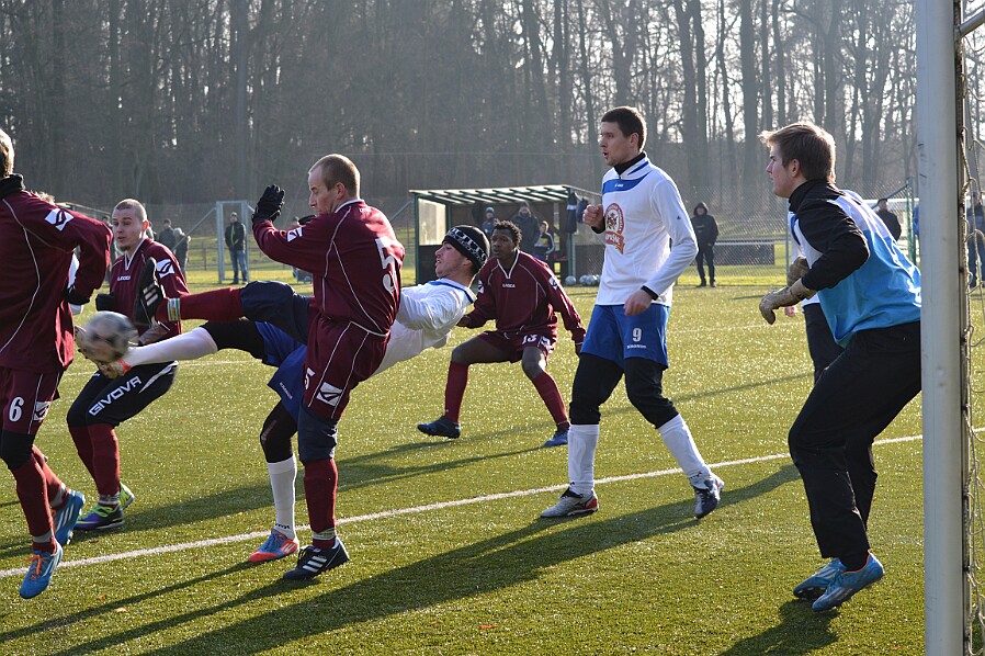 01.24 - Solnice - Dobruška hráno v Černikovicích: 1:3 (1:0) - Schod p.k. - Hašek2x, Štětina autor P.Reichl