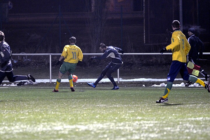 02.01 - Olympia HK - Týniště 5:0 (hráno na UT Orlické Kotliny) autor Martin Tobiška