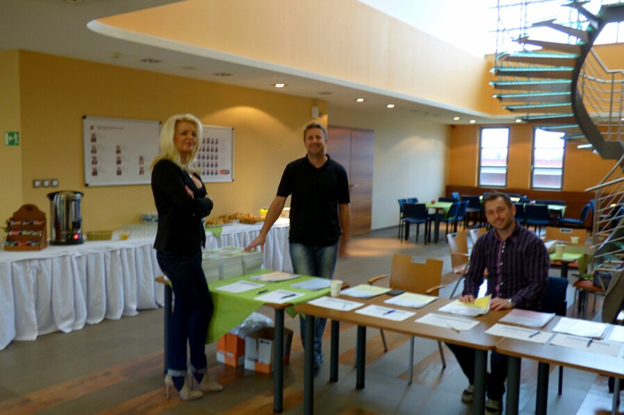 03.07 - Valná hromada KFS a aktiv sekretářů Včetně nabídky firem na výpočetní techniku a internetové připojení autor P.Reichl