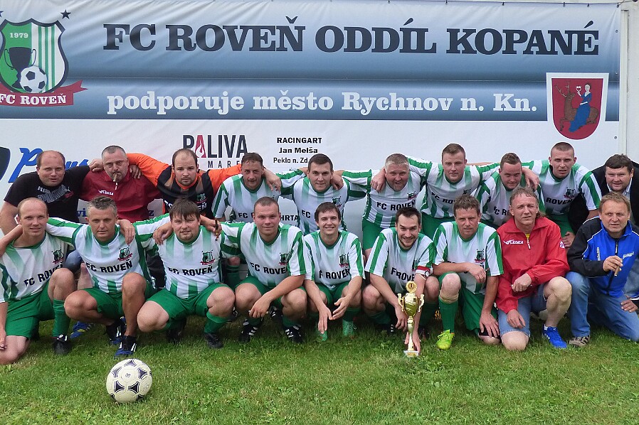 06.11 - FC Roveň - vítěz OP III. třídy OFS Rychnov © P.Reichl