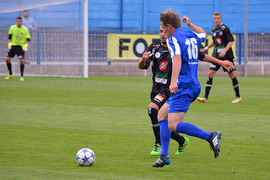 08.02 - Náchod A - FC HK U19 2. 8. 2016, přípravné utkání FK Náchod vs FC Hradec Králové U19 1 : 1 (0 : 0). © M.Malý