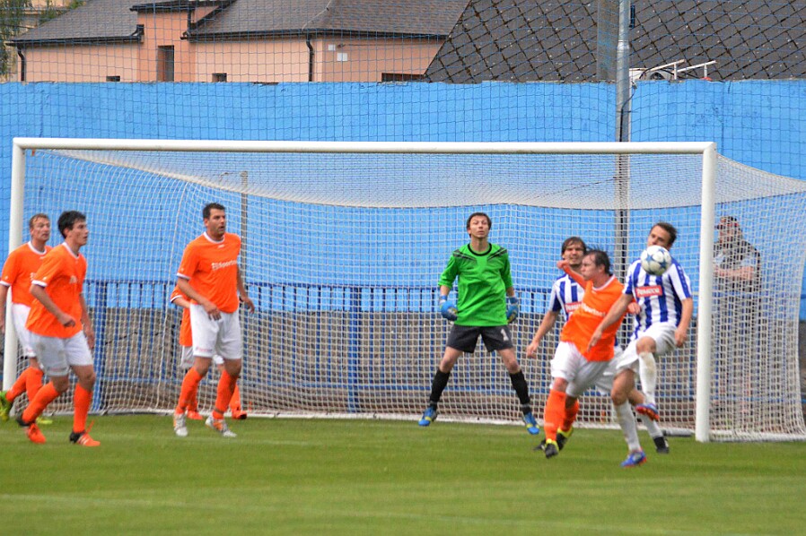 05.31 - KP muži - Náchod - Kostelec Utkání 27. kola VOTROK Krajského přeboru mužů, FK Náchod vs FK Kostelec n. Orlicí 0 : 0; PK 3 : 4. © M.Malý & Z.Majer