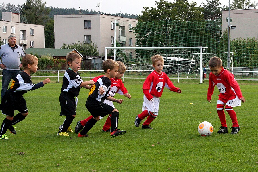 09.21 - Okresní přebor předpřípravek RK - Doudleby - Týniště - Opočno Okresní přebor předpřípravek 3+0 okresu Rychnov - hřiště Doudleby. © P.Reichl