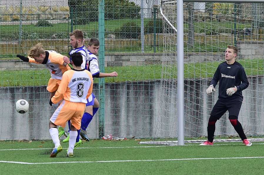 11.18 - KP dorostu - Kostelec+Častolovice - Solnice Hřiště UMT Rychnov. © P.Reichl