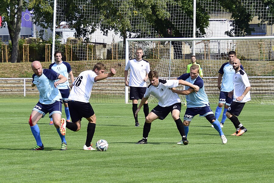 07.21 - Příprava na novou sezónu - Holice - Rychnov © Petr Reichl První přípravné utkání na nadcházející sezónu s týmen SK Holice (KP PA - 10.místo) jsme prohráli 2 : 0....