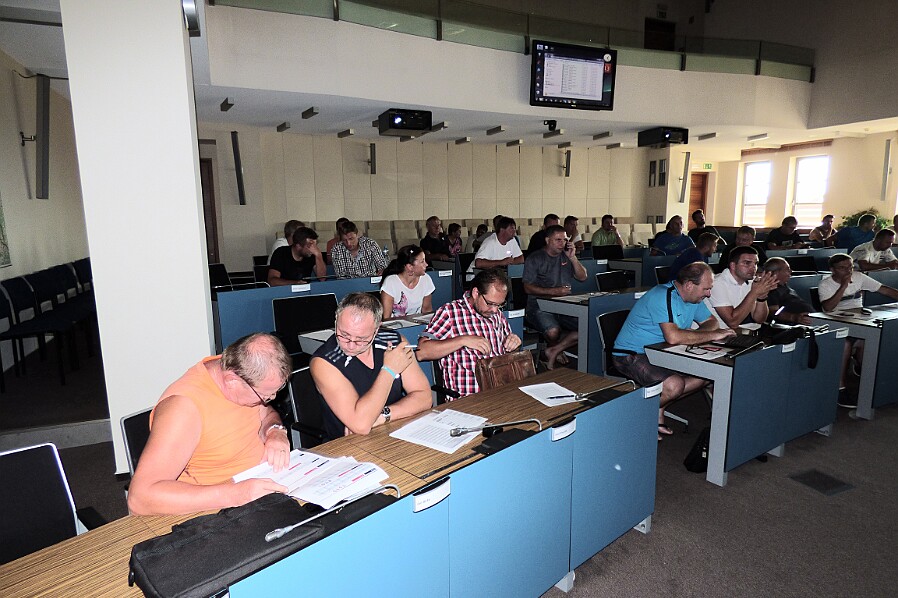 08.13 - Aktiv sekretářů klubů hrajících mládežnické soutěže KFS © Petr Reichl