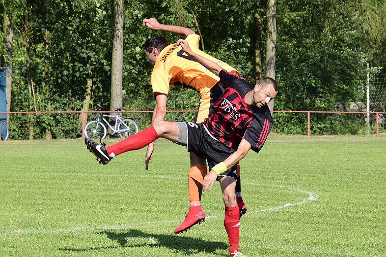 180602 Javornice A - Černíkovice 010 null