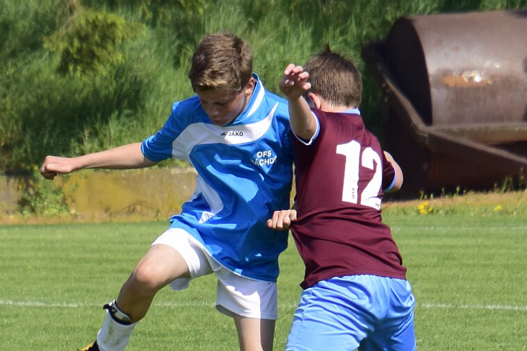 20180501 02-NA-TU 007 null