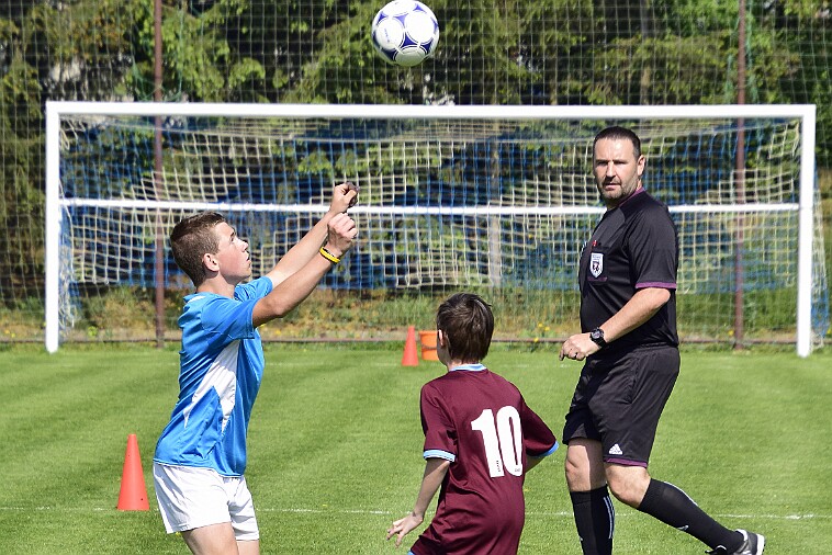 20180501 02-NA-TU 009 null