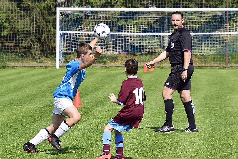 20180501 02-NA-TU 010 null