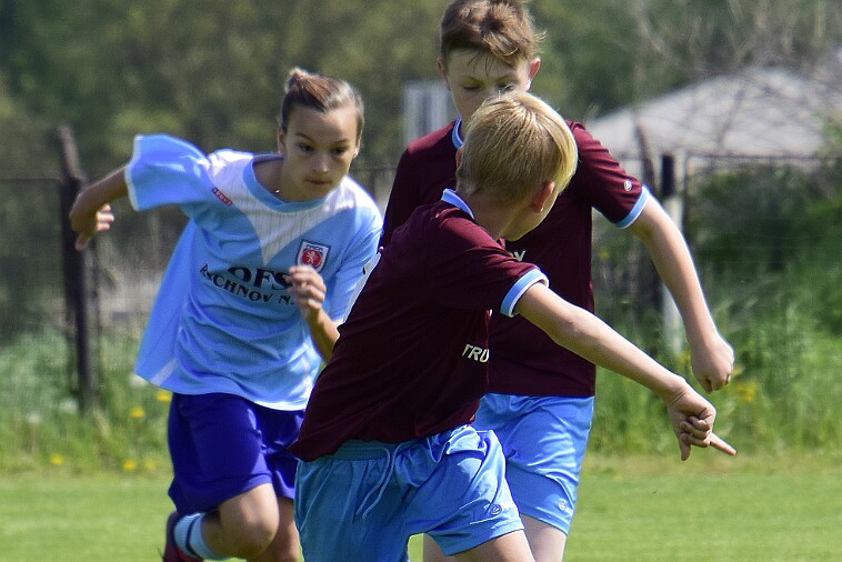 20180501 04-RK-TU 008 null