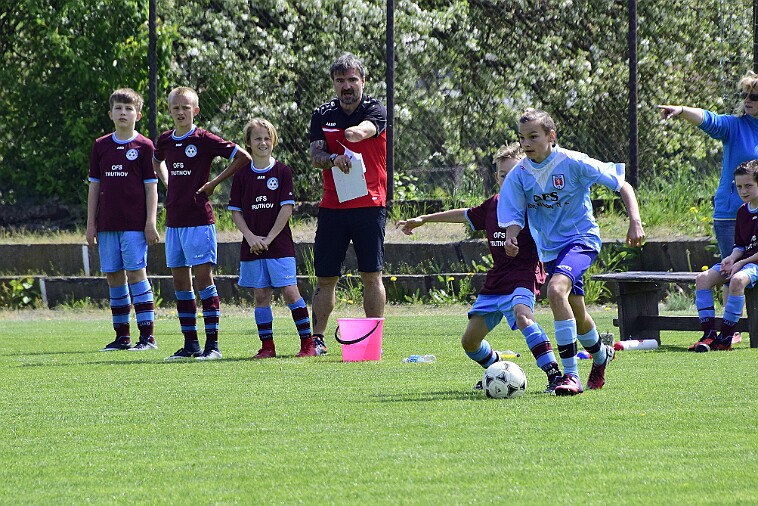 20180501 04-RK-TU 010 null