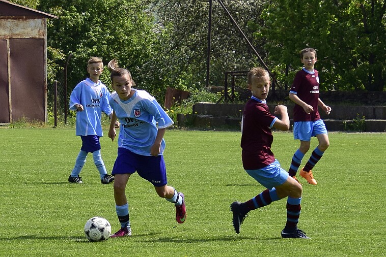 20180501 04-RK-TU 012 null