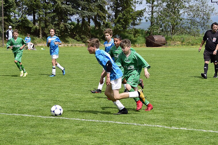 20180501 05-JI-NA 012 null