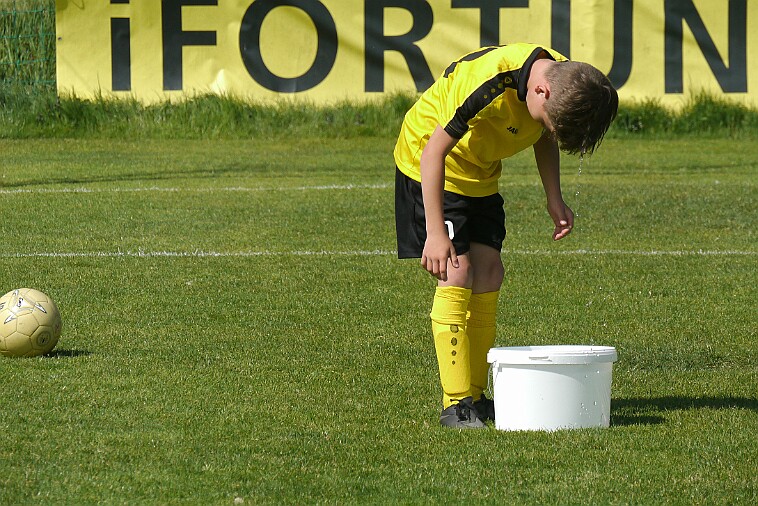 02 HK-JC 20180508 0012 null