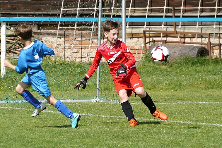 02 HK-JC 20180508 0014 null