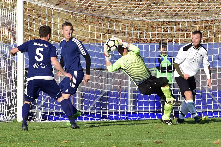 10.21 - KP muži - Rychnov - Sobotka © Petr Reichl Václav Brůžek, předseda (domácí): Zápas o naději jsme zvládli a připsali si velmi důležité tři body. Škoda...