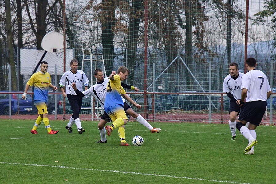11.11 - II. třída OFS RK - Černíkovice - Vamberk A © Petr Reichl