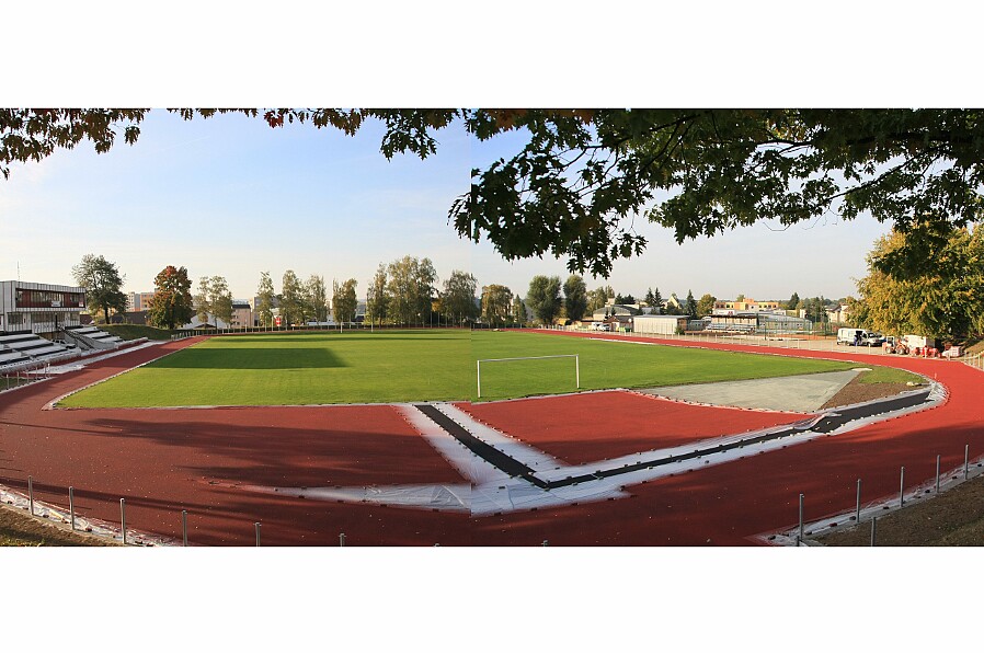 10.06 - KP MŽ U13 sk. C - Rychnov - N.Město - Třebeš © Petr Reichl Stadion v Rychnově nad Kněžnou - stále nepoužitelný!
