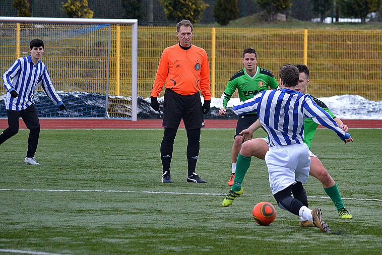 KS Piast ZPAS Nowa Ruda vs FKN 2 : 2 null