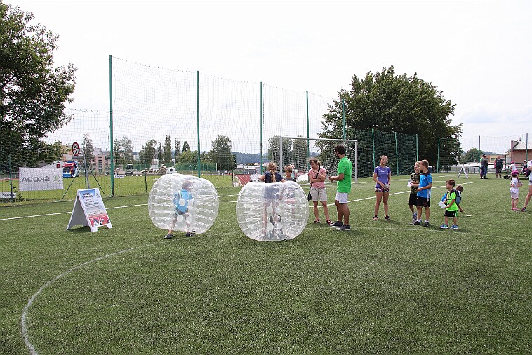 BODY ZORBING 009 null