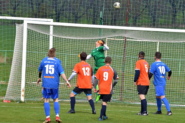 FKN B-Provodov vs SK Týniště nO 4 : 3 null
