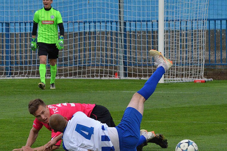 FKN vs FC Horky nad Jizerou 1 : 1; PK 4 : 2 null