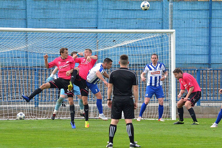 FKN vs FC Horky nad Jizerou 1 : 1; PK 4 : 2 null