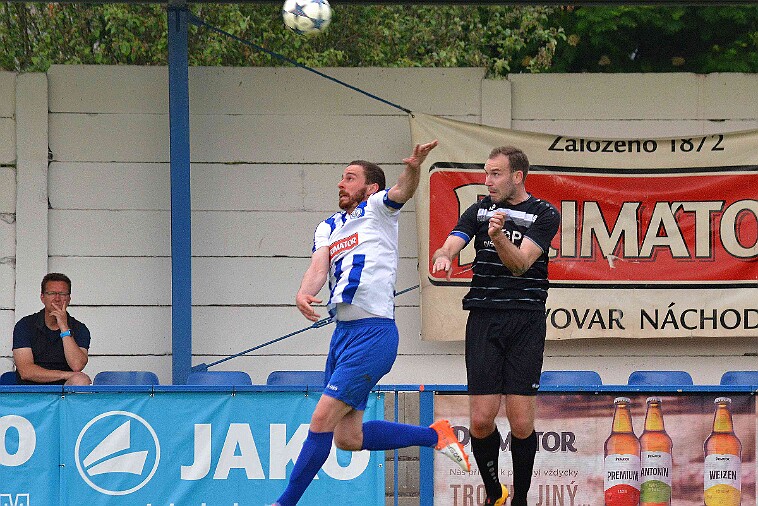 FK Náchod vs SK Český Brod 1 : 1; PK 4 : 2 null