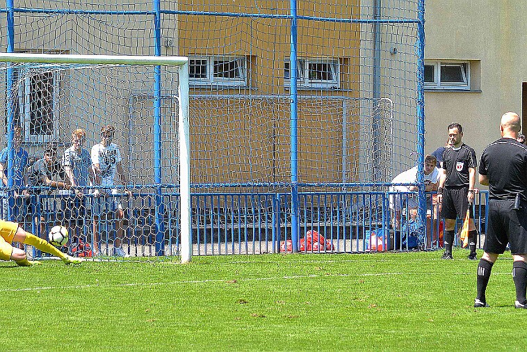 FK KOlín vs FK Náchod 2 : 2; PK 5 : 4 null