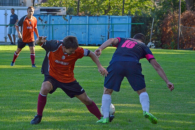 FK Náchod B/Provodov vs TJ Velké Poříčí 4 : 4; PK 5 : 3 null