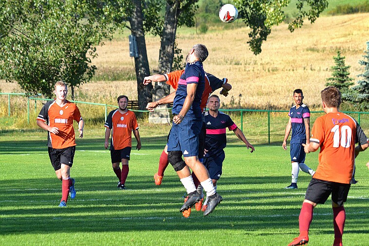 FK Náchod B/Provodov vs TJ Velké Poříčí 4 : 4; PK 5 : 3 null