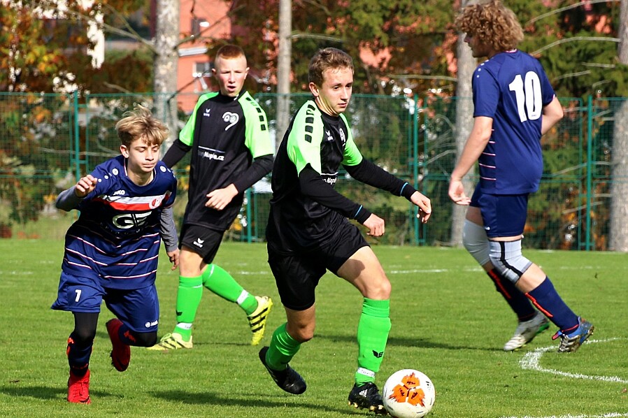 10.19 - AT Consult 1. KL dorostu U 17 - sk.A - Javorka+Miletín - Slavia HK+M.Lhota © Iva Reichlová