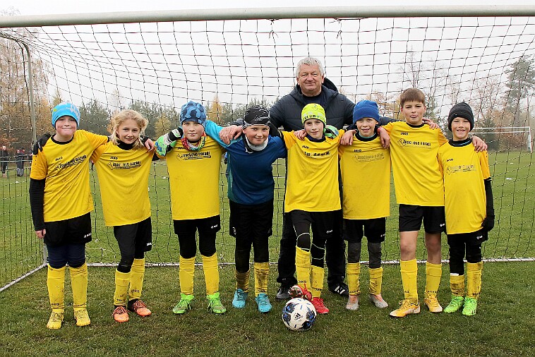 Dobruška oranžová - 4 null