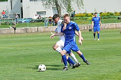P1930140-L