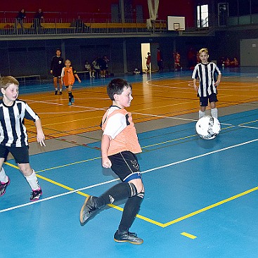 240202 - Skuteč - Díky fotbalu - halový turnaj U11 - ©PR- 075 IPR