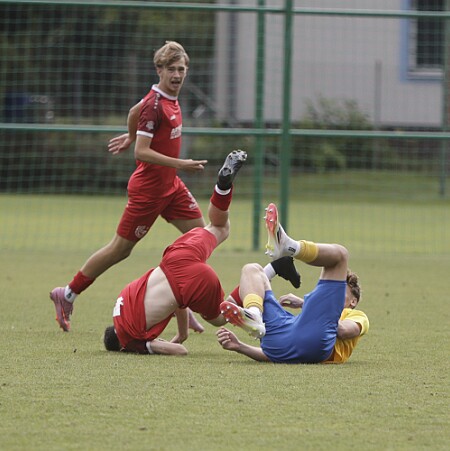 250823 - H.Králové Slavia - Benešov - 3. česká liga dorostu U17 - sk. C - ©ZH