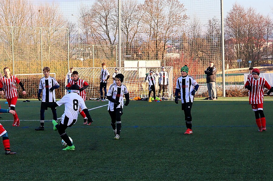 251207 - Dobruška - Zimní liga mladších žáků - ©PR Rychnov - Náchod - Slavia H.Králové - Nemošice Výsledky © Petr Reichl