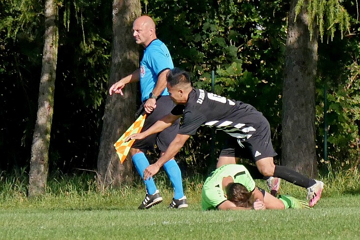 img005 9.liga TU Kuks - Podhuri 20250928 foto Vaclav Mlejnek-L