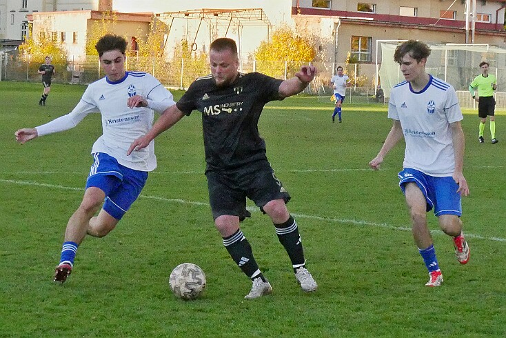 img003 6 liga 1A Trutnov B - Skrivany 20251011 foto Vaclav Mlejnek