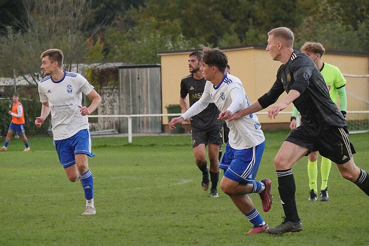 img016 6 liga 1A Trutnov B - Skrivany 20251011 foto Vaclav Mlejnek