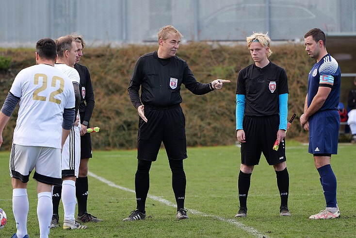 img008 8liga NA AFK Hronov - Destne-N.Mesto B 20251108 foto Vaclav Mlejnek null