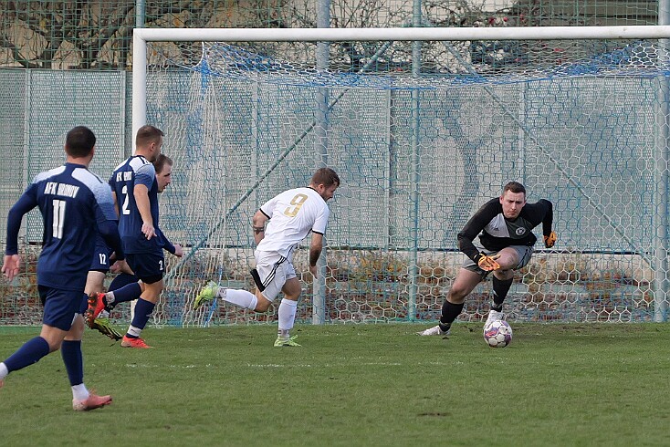 img009 8liga NA AFK Hronov - Destne-N.Mesto B 20251108 foto Vaclav Mlejnek null