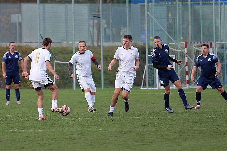 img011 8liga NA AFK Hronov - Destne-N.Mesto B 20251108 foto Vaclav Mlejnek null