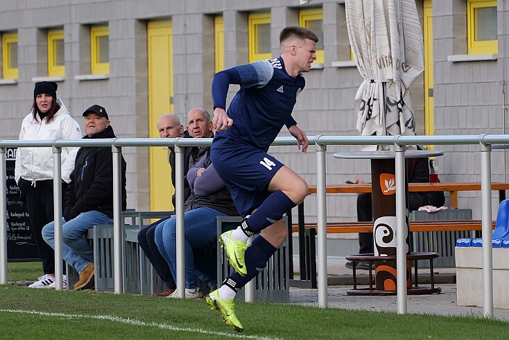 img013 8liga NA AFK Hronov - Destne-N.Mesto B 20251108 foto Vaclav Mlejnek null