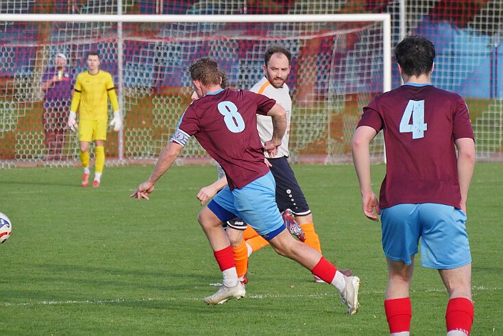 img002 1B sk. B 7 liga Muži FKJB - NachodB 20260405 foto Vaclav Mlejnek null