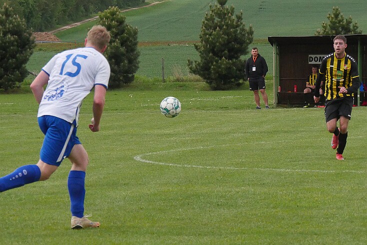 img015 8.liga Dolany - VJesenice 20260509 foto Vaclav Mlejnek null