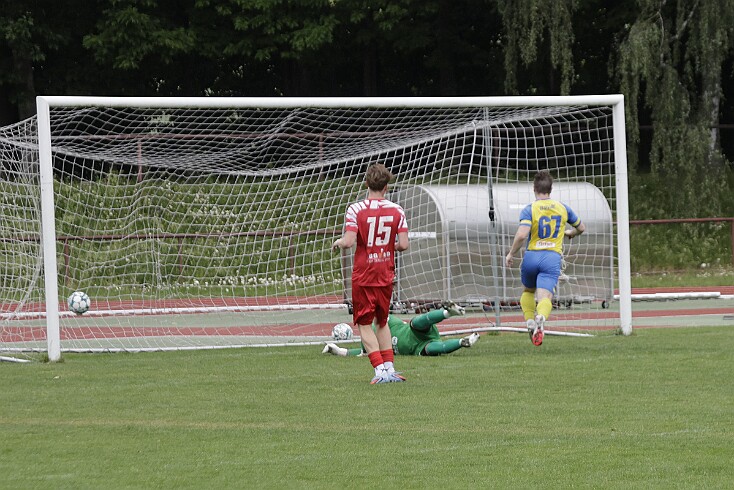 26-06-03 036 null